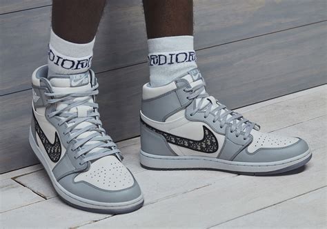 jordan dior apparel|Dior jordan 1 release date.